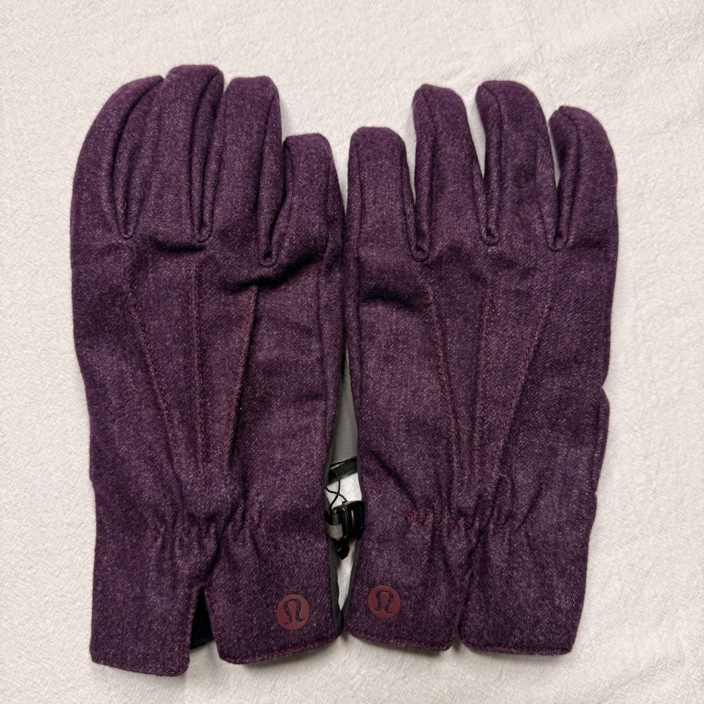 Lululemon City Keeper Gloves L/XL HTGT‎ Purple Fleece-Lined Tech Touch Primaloft